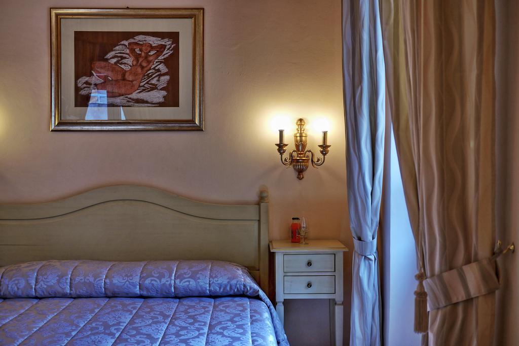 Chiaro Di Luna Viale Italia Sassari Eksteriør billede